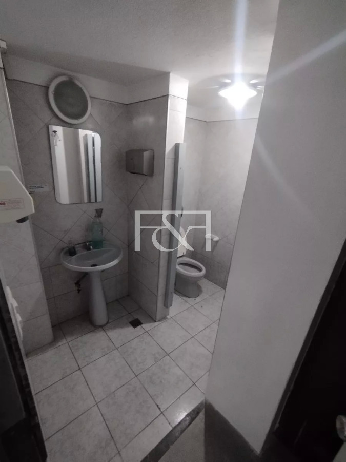 Local Comercial ID.2549 - Alquiler de Local en Cordón