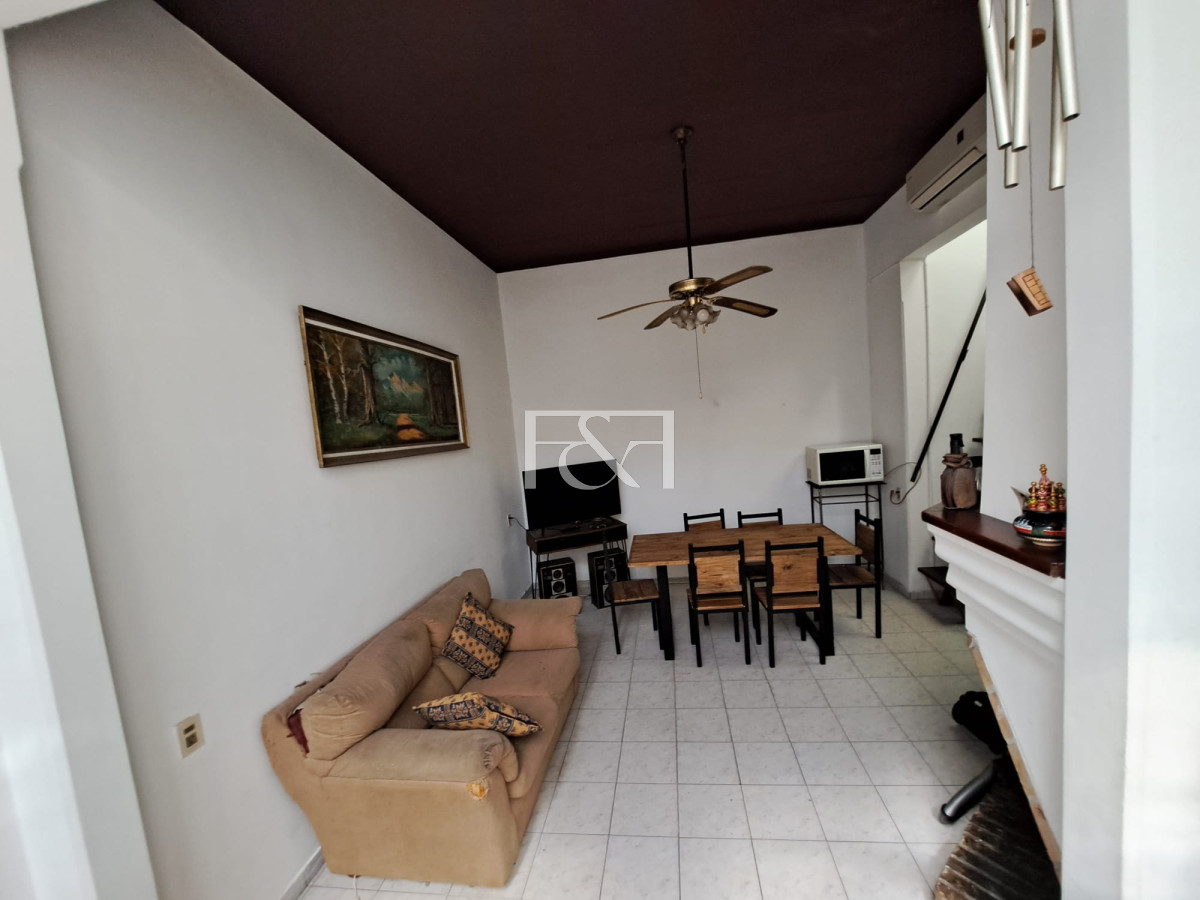 Local Comercial ID.2266 - Venta de Casa  de 4 dormitorios en La Comercial 
