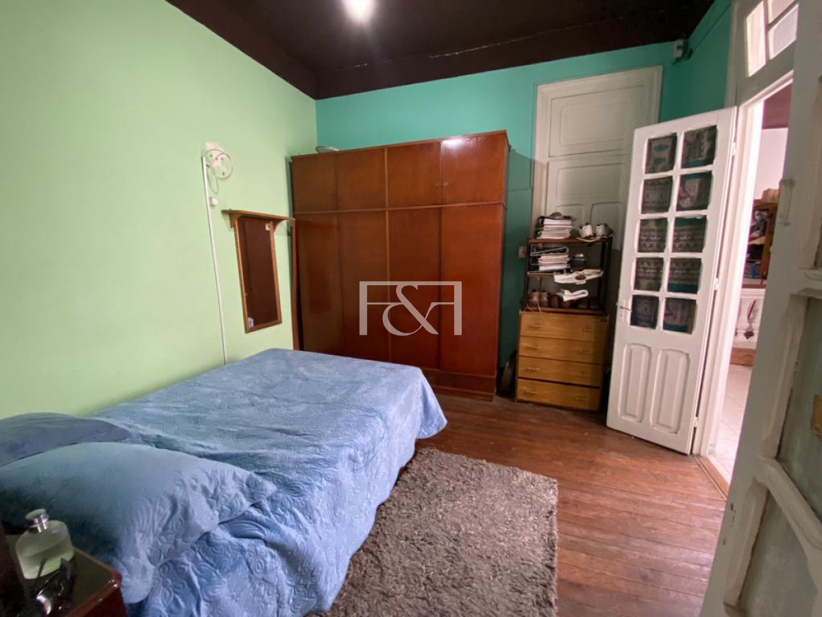 Local Comercial ID.2266 - Venta de Casa  de 4 dormitorios en La Comercial 