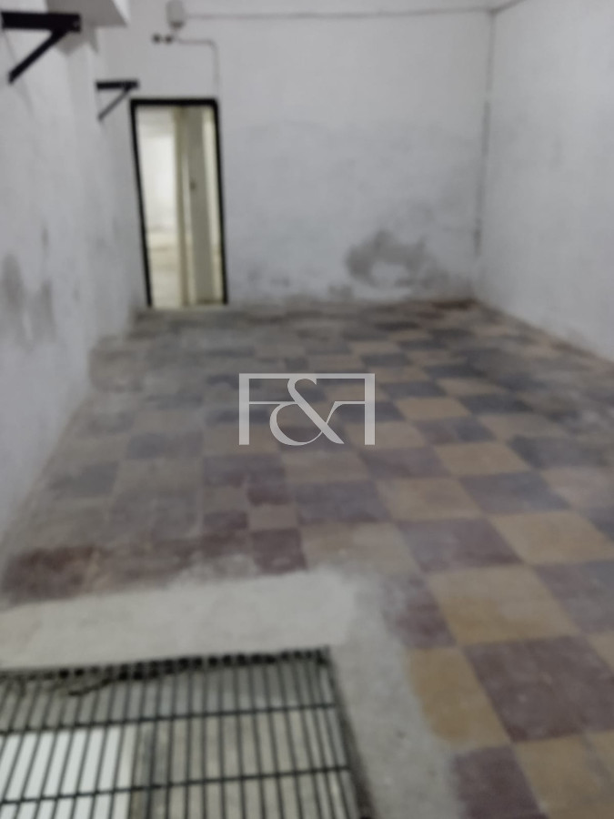 Local Comercial ID.2469 - Venta Local Comercial 320mt2 Aguada 