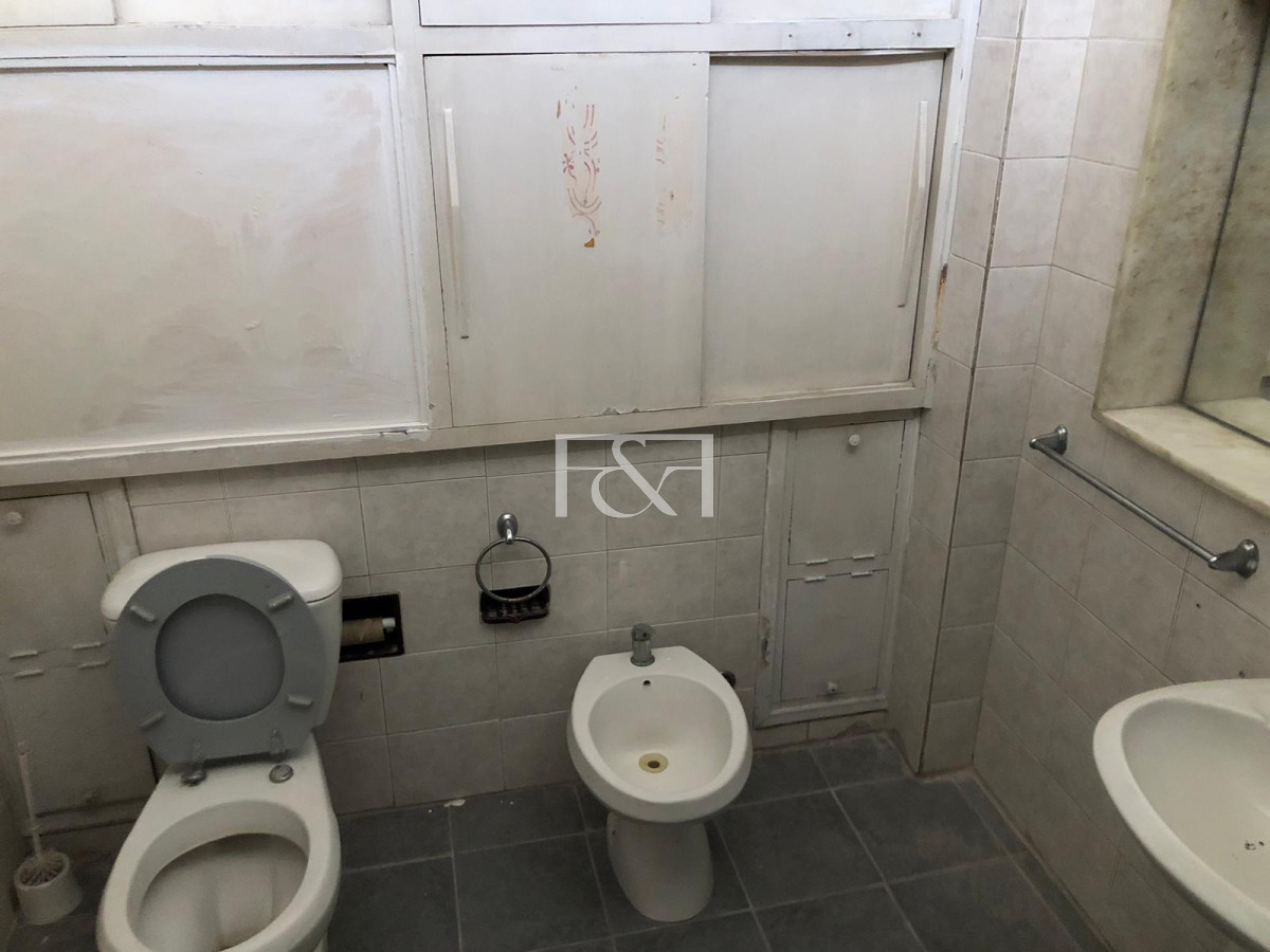Local Comercial ID.2552 - Venta de Local Con Casa en Sayago