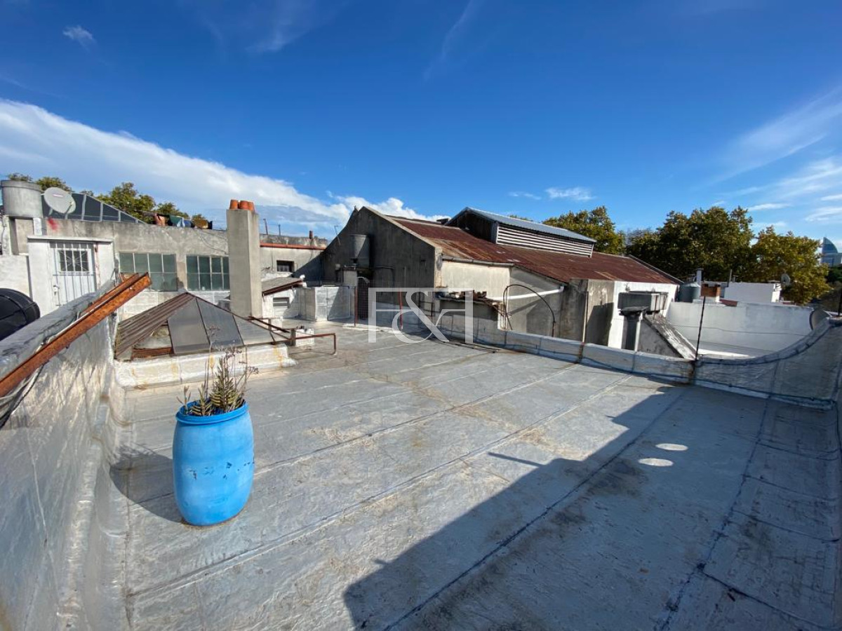 Local Comercial ID.2266 - Venta de Casa  de 4 dormitorios en La Comercial 