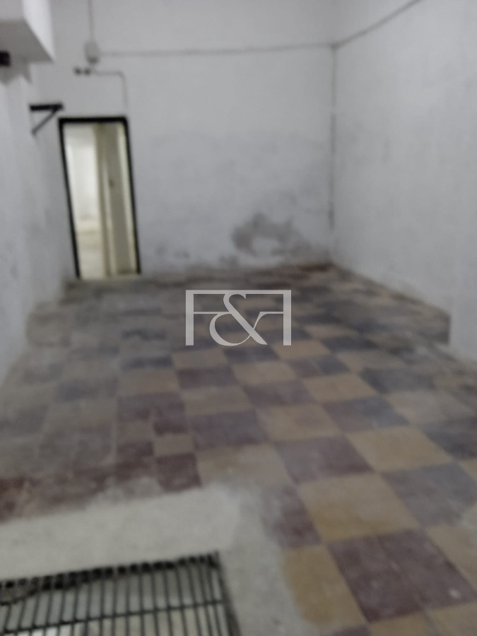 Local Comercial ID.2469 - Venta Local Comercial 320mt2 Aguada 