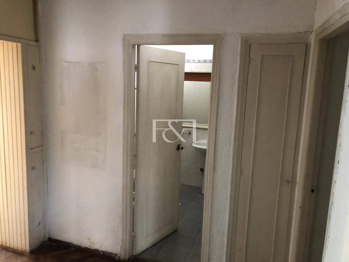 Local Comercial ID.2552 - Venta de Local Con Casa en Sayago