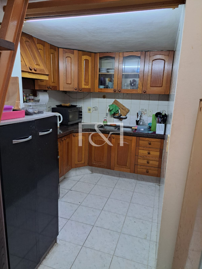 Local Comercial ID.2266 - Venta de Casa  de 4 dormitorios en La Comercial 