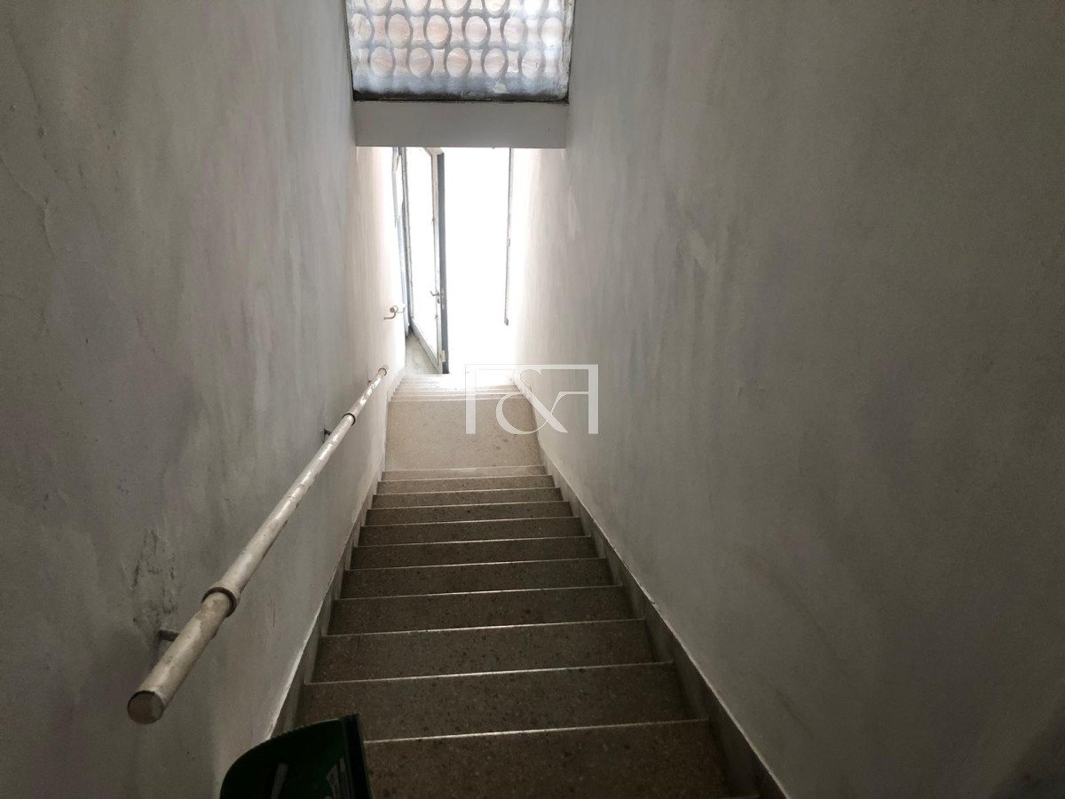 Local Comercial ID.2552 - Venta de Local Con Casa en Sayago