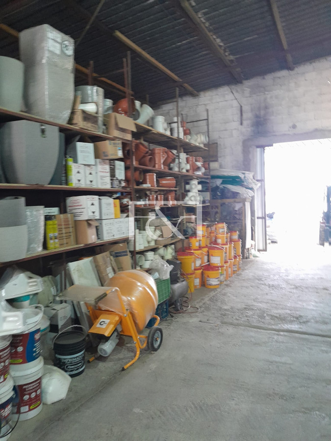 Local Comercial ID.2437 -  Venta de Local Comercial-Galpón -Depósito -Aguada -La comercial 