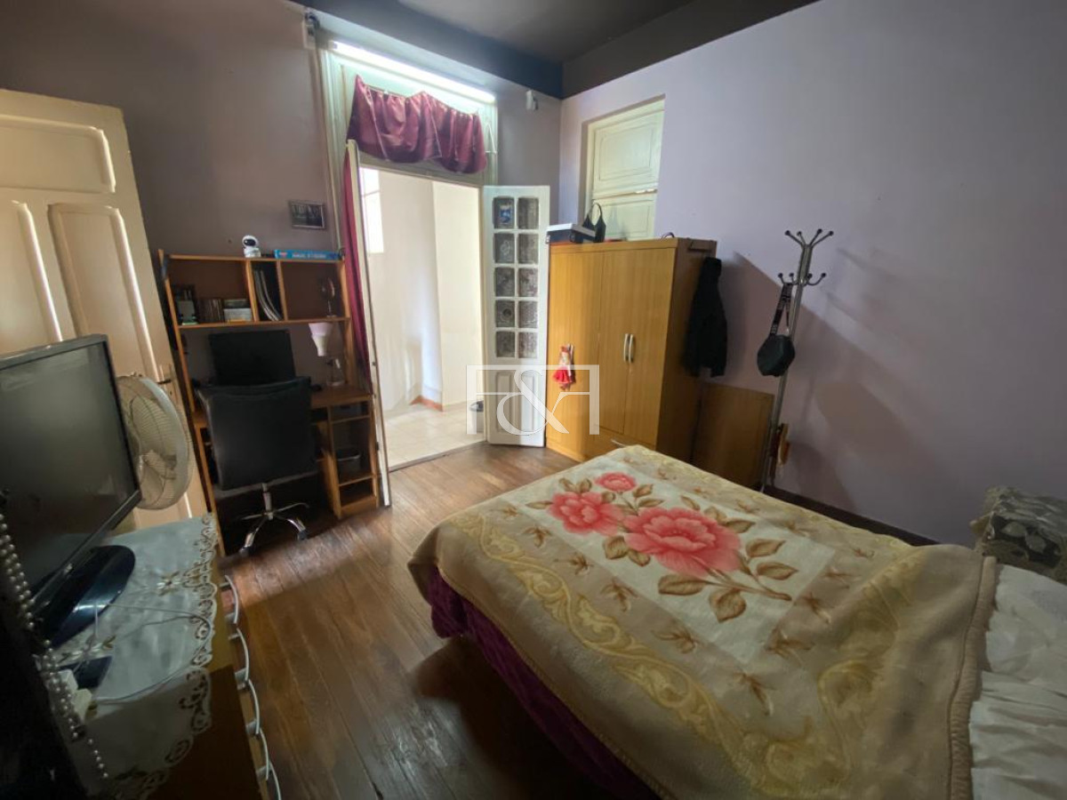Local Comercial ID.2266 - Venta de Casa  de 4 dormitorios en La Comercial 