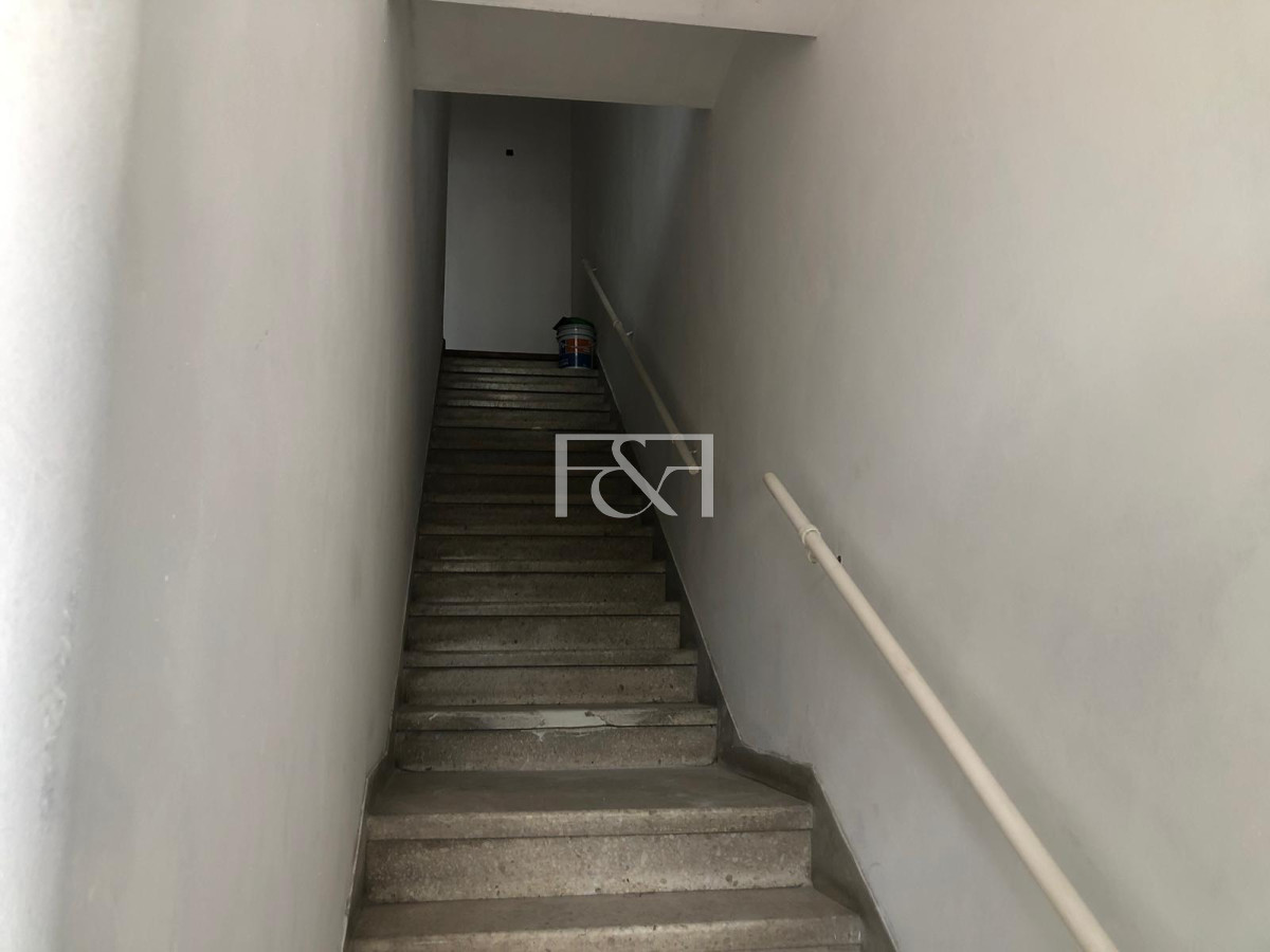 Local Comercial ID.2552 - Venta de Local Con Casa en Sayago