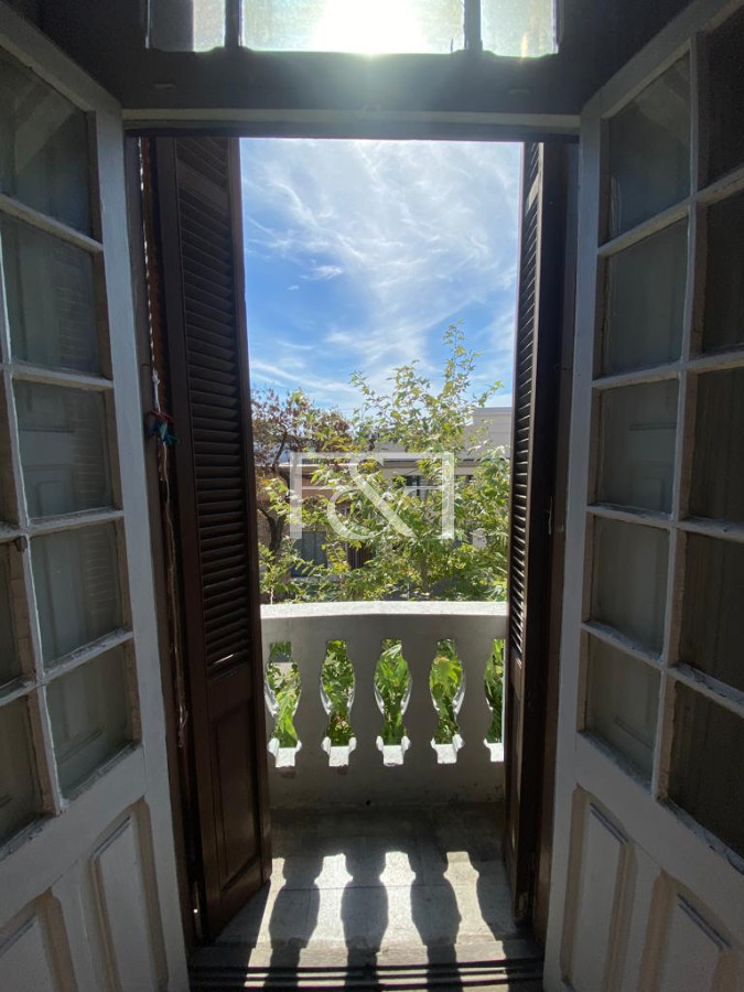 Local Comercial ID.2266 - Venta de Casa  de 4 dormitorios en La Comercial 