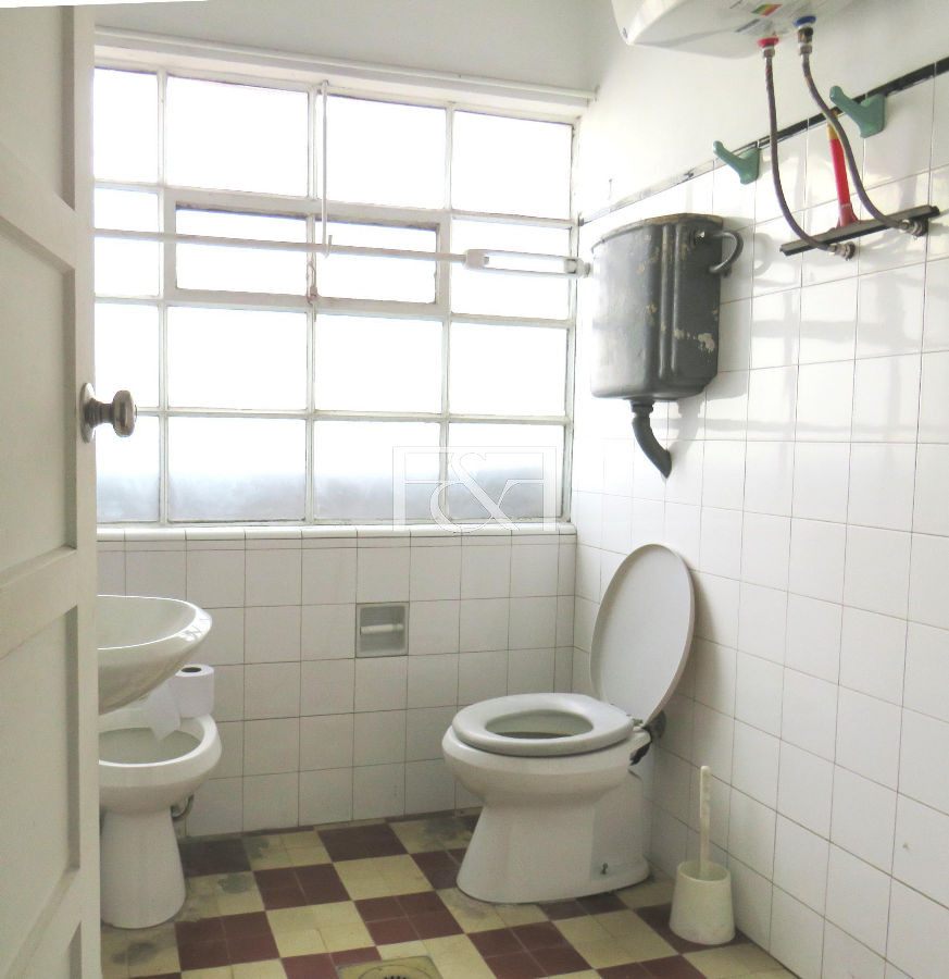 Local Comercial ID.1239 - Oportunidad Venta Local excelente zona y estado part/inversor