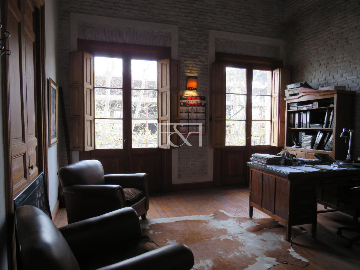 Local Comercial ID.1261 - Venta excelente Local - Aguada