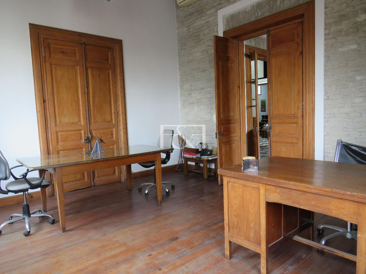 Local Comercial ID.1261 - Venta excelente Local - Aguada