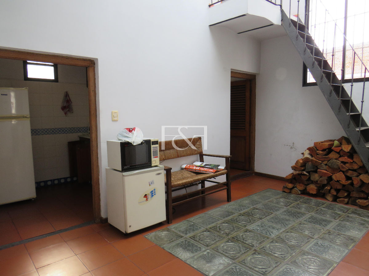 Local Comercial ID.1261 - Venta excelente Local - Aguada