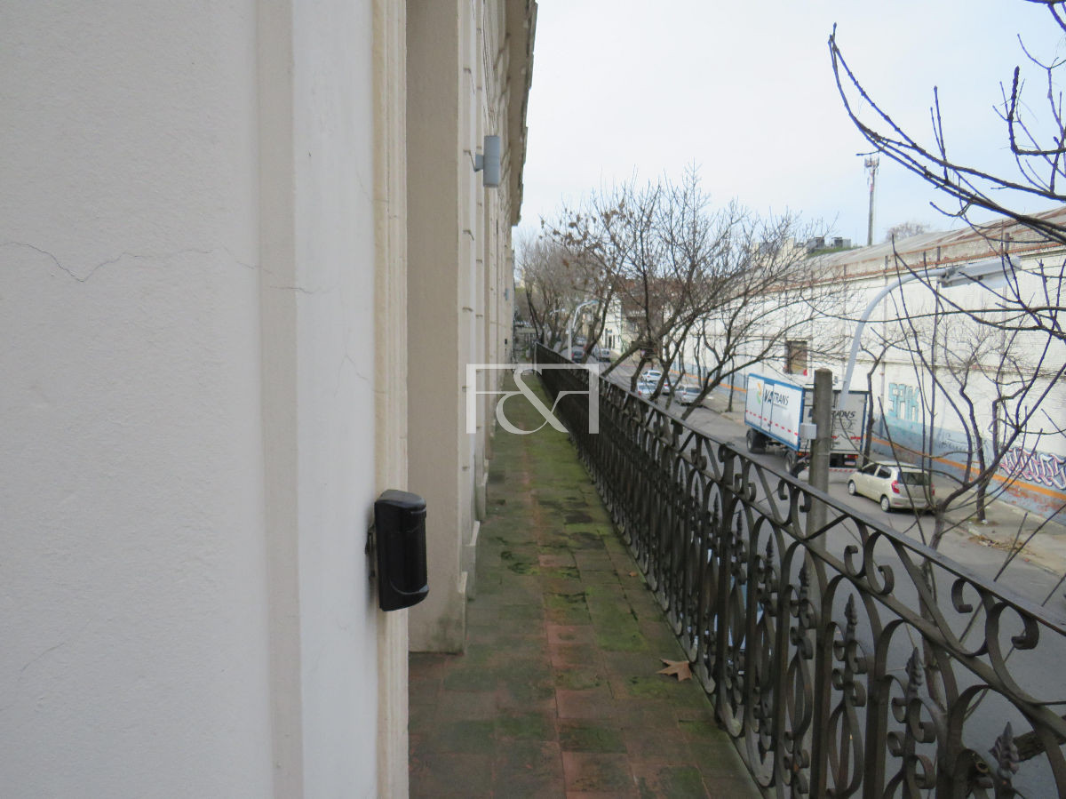 Local Comercial ID.1261 - Venta excelente Local - Aguada