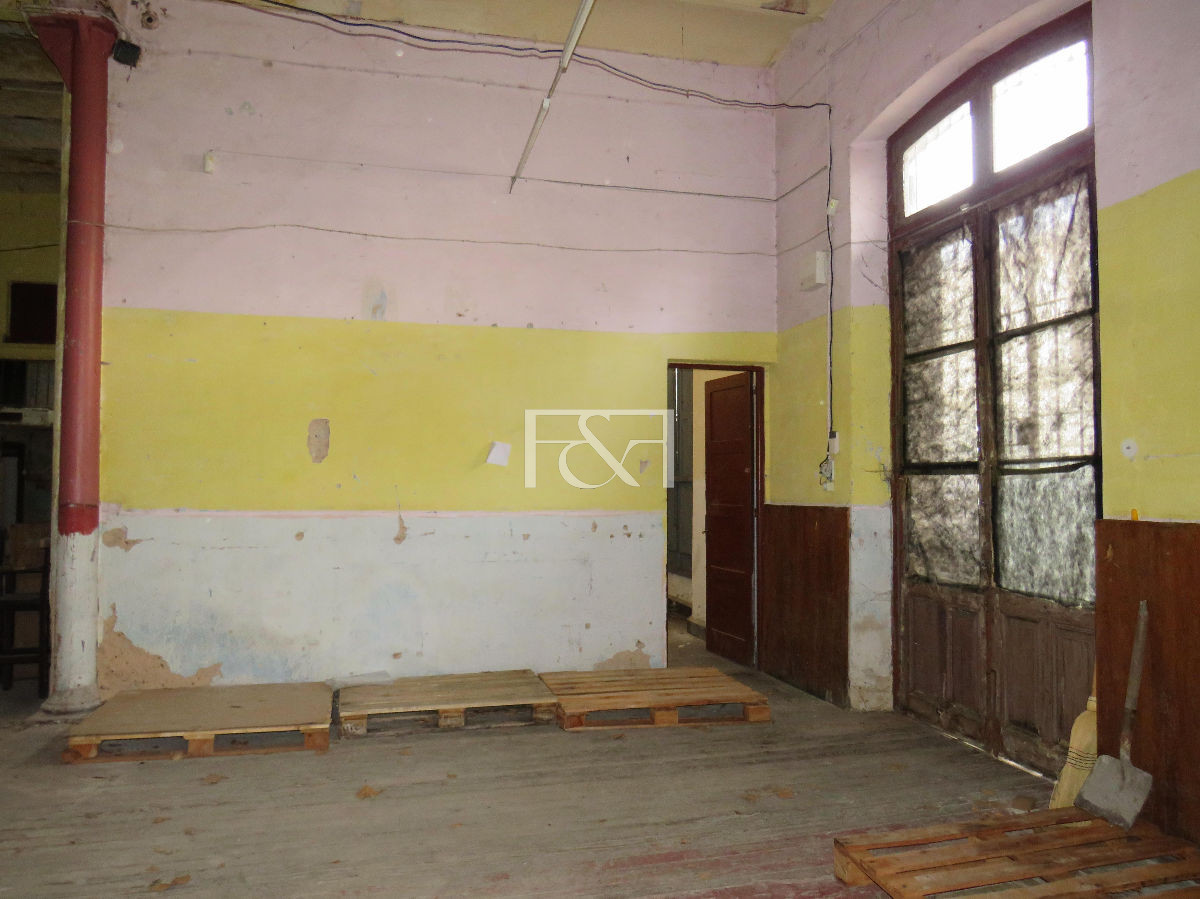 Local Comercial ID.1261 - Venta excelente Local - Aguada