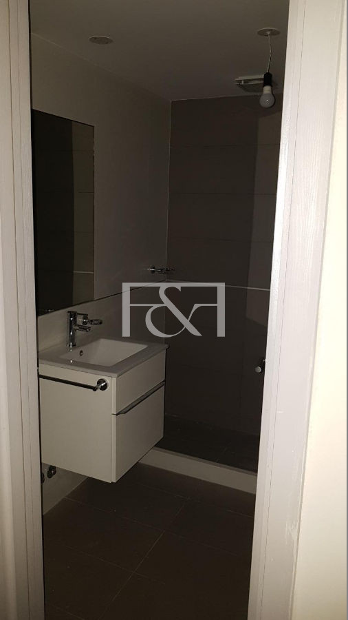 Local Comercial ID.1263 - Apartamento - Centro (Montevideo)