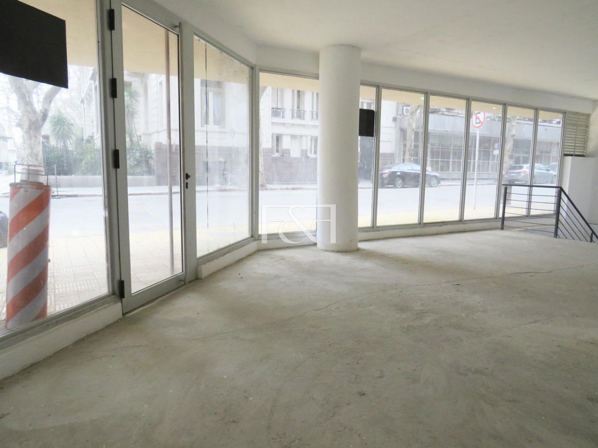 Local Comercial ID.1270 - Venta Centro excelente Local Comercial
