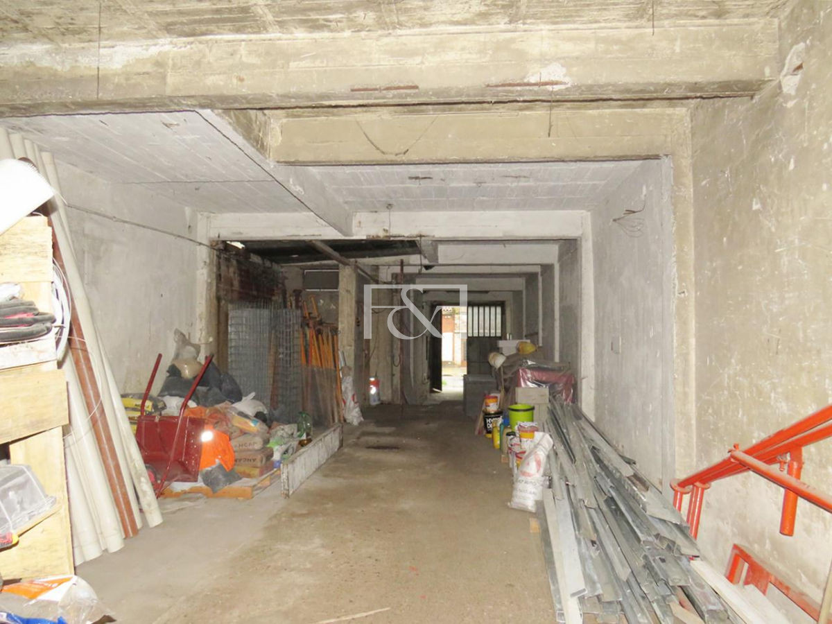 Local Comercial ID.1331 - Venta Gran Local Galpón en Goes