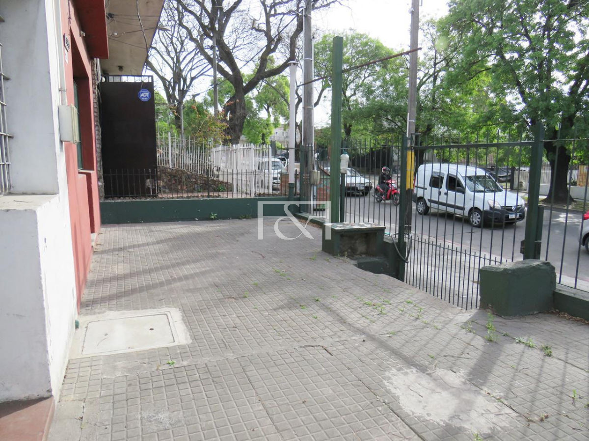 Local Comercial ID.1403 - Venta dos Monoambientes o Locales Comerciales Brazo Oriental