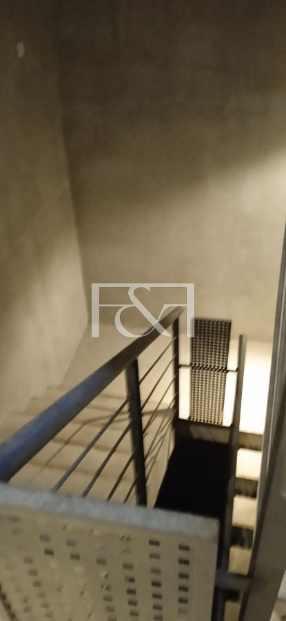Local Comercial ID.2000 - Local Comercial En Alquiler Ubicado En Ciudad Vieja