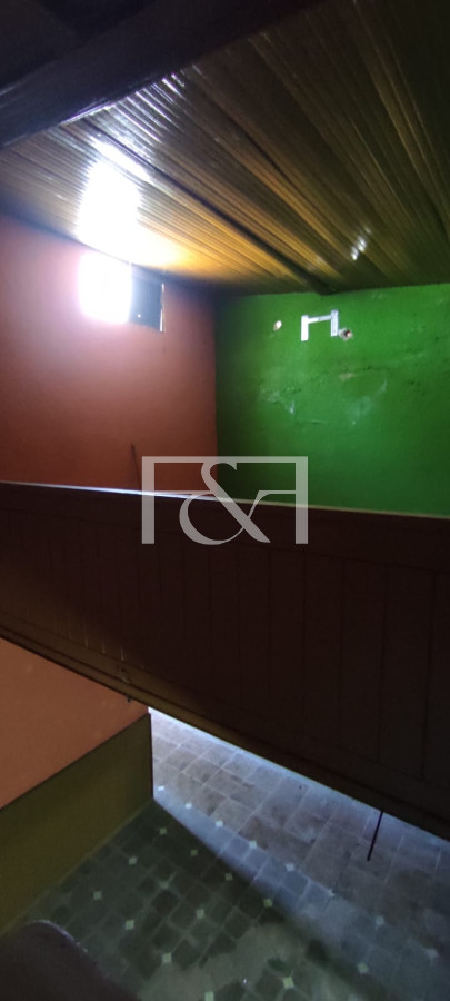 Local Comercial ID.2562 - Local Comercial y Casa en dos dormitorios 