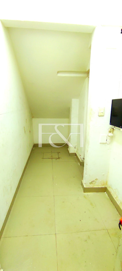 Local Comercial ID.2476 - Alquiler Local en el Centro