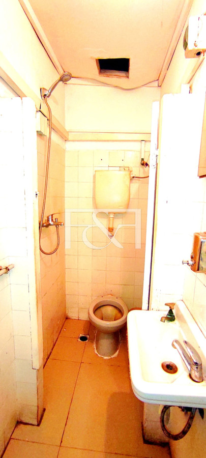 Local Comercial ID.2476 - Alquiler Local en el Centro