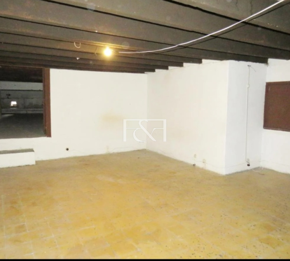 Local Comercial ID.2062 - Local comercial