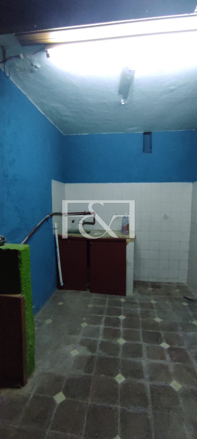 Local Comercial ID.2562 - Local Comercial y Casa en dos dormitorios 