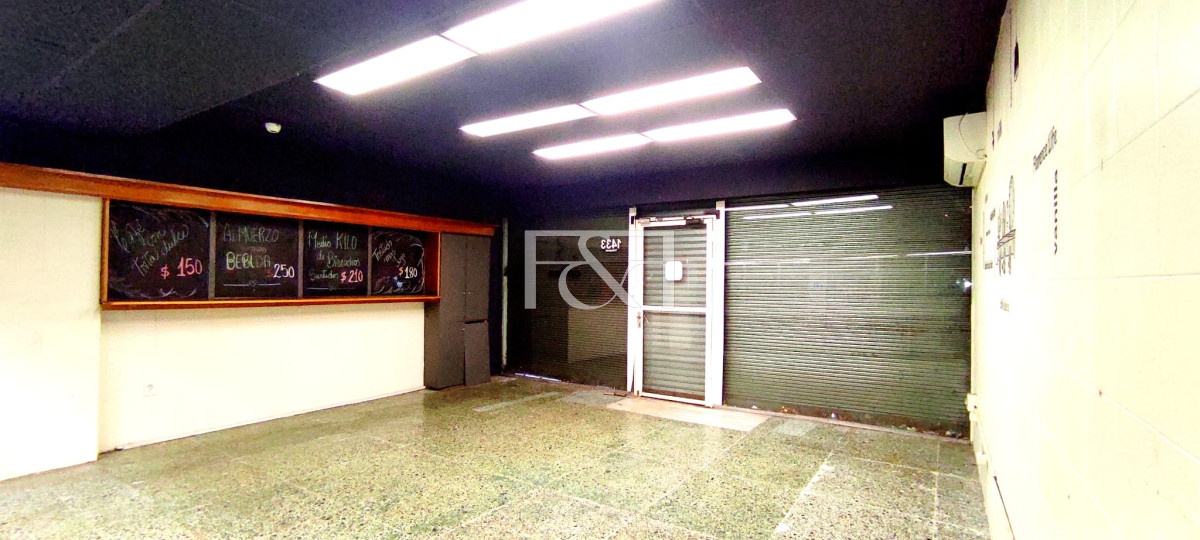Local Comercial ID.2476 - Alquiler Local en el Centro