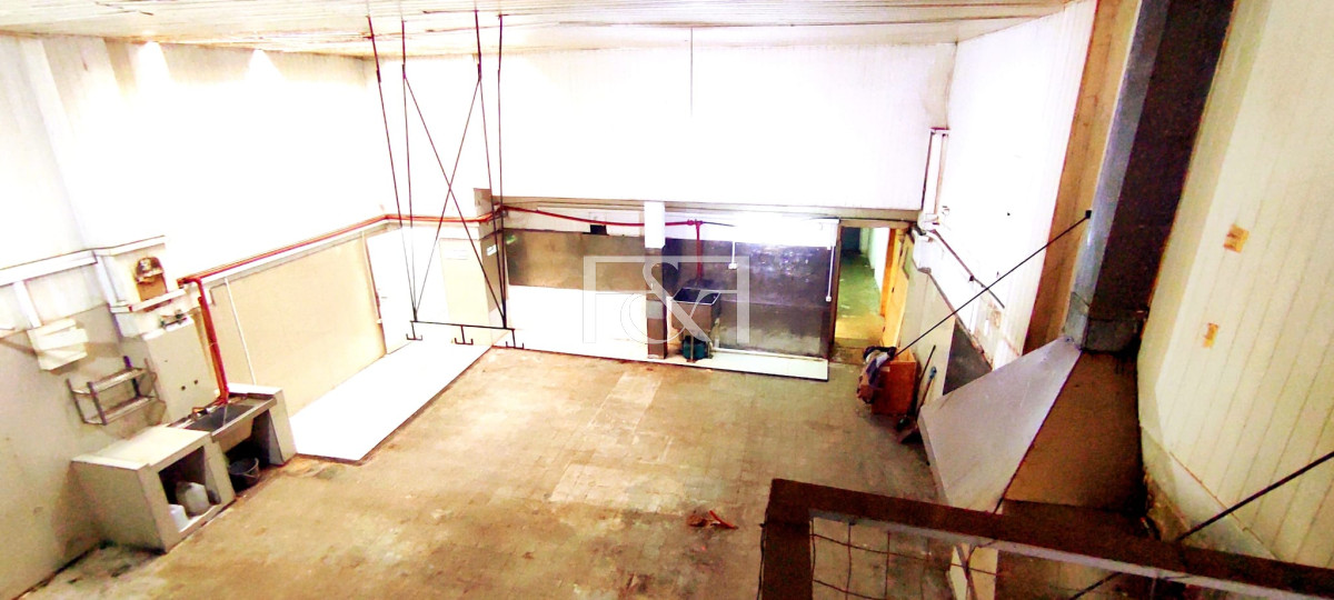 Local Comercial ID.2476 - Alquiler Local en el Centro