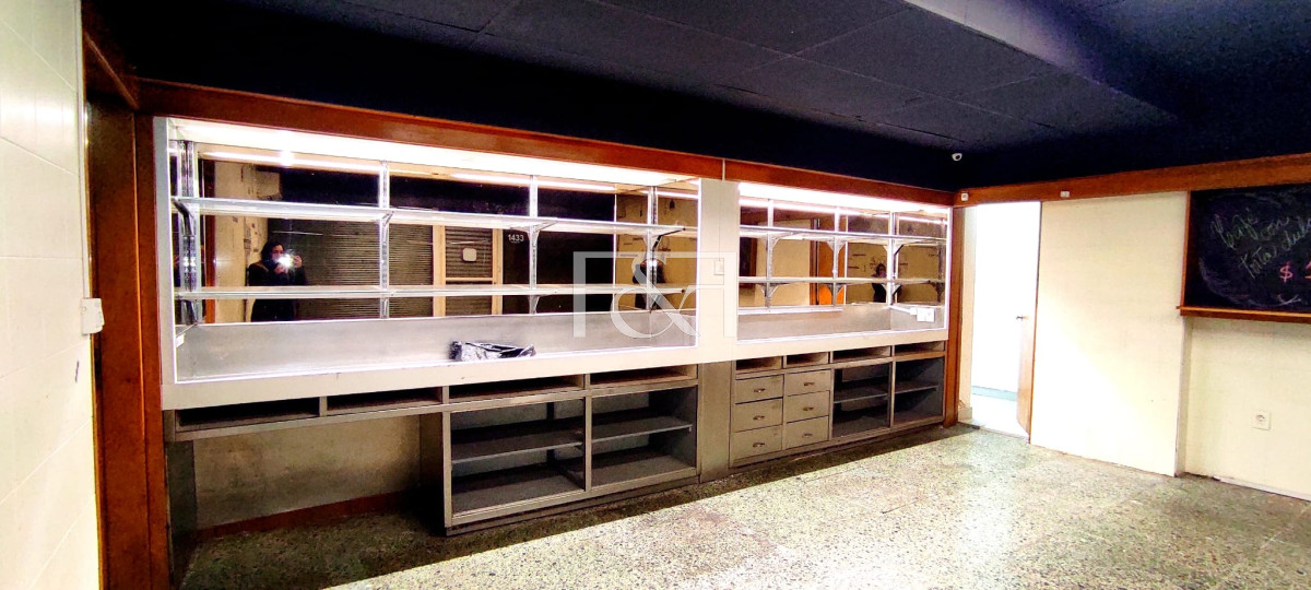 Local Comercial ID.2476 - Alquiler Local en el Centro