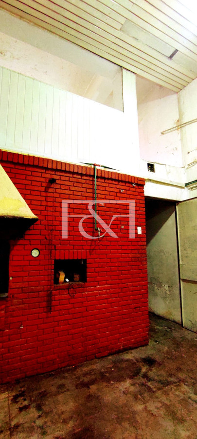 Local Comercial ID.2476 - Alquiler Local en el Centro