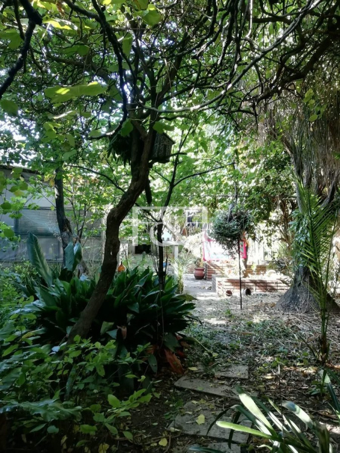 Terreno ID.106 - Gran Terreno Con Casa En La Aguada. Cód #294