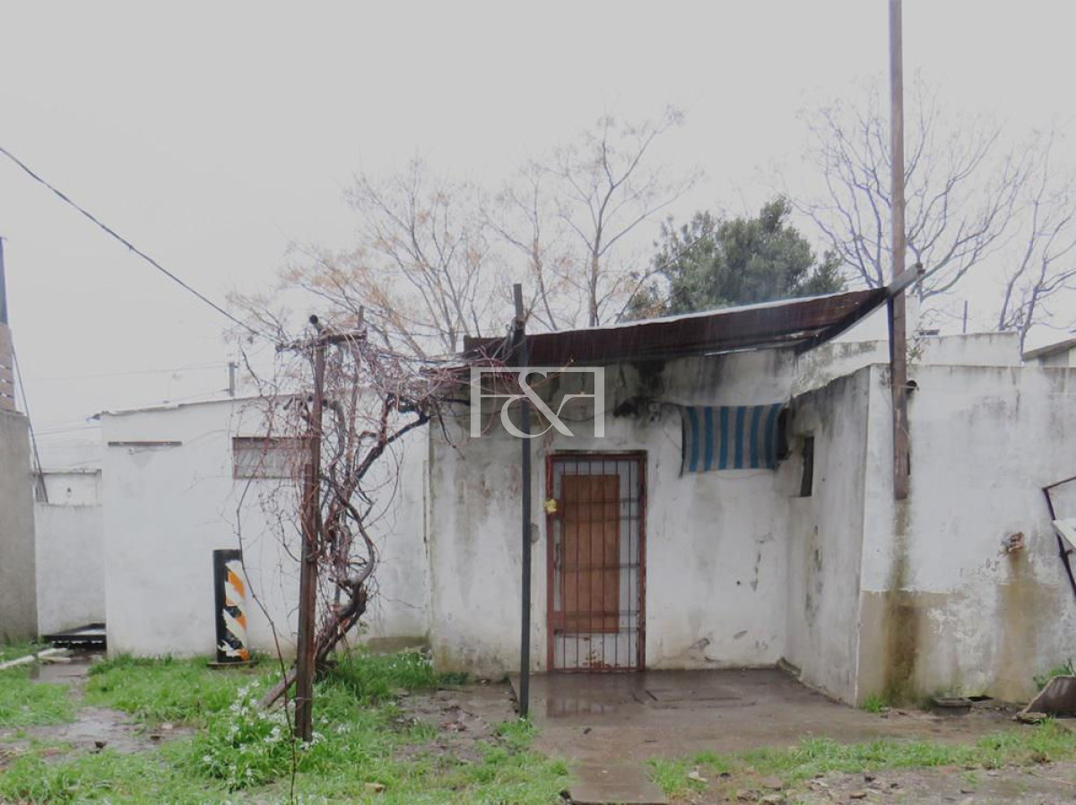 Terreno ID.1281 - Terreno más casa a reciclar en La Teja