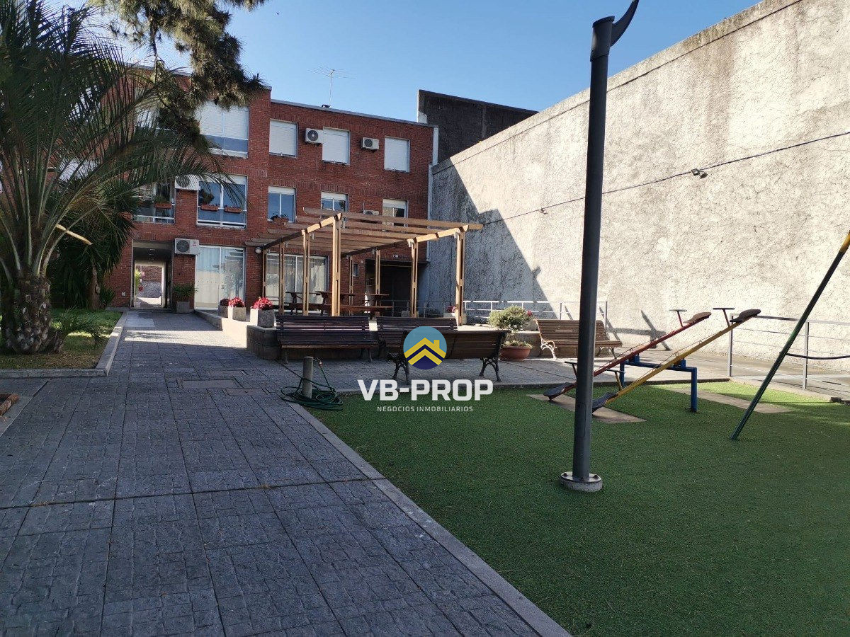 Apartamento ID.43 - Venta Apartamento Complejo Ibirapita Bella Vista 3 Dormitorios 