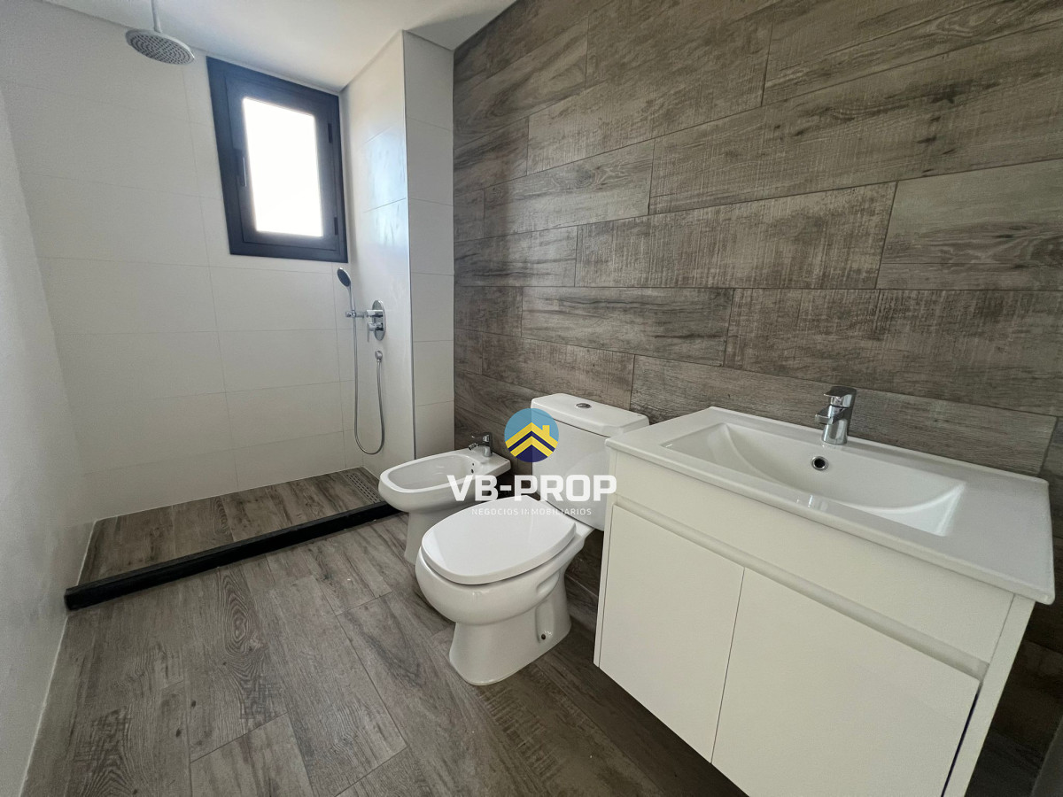 Apartamento ID.310 - Alquiler apartamento 2 dormitorios Edificio Italia Maldonado