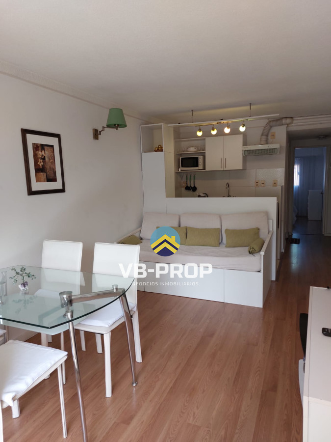 Apartamento ID.101 - Alquiler apartamento centro 1 dormitorio amoblado