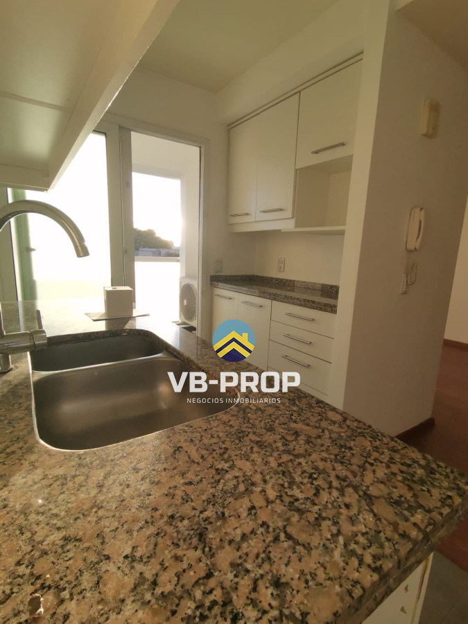 Apartamento ID.93 - Alquiler apartamento 2 dormitorios parque batlle cochera 