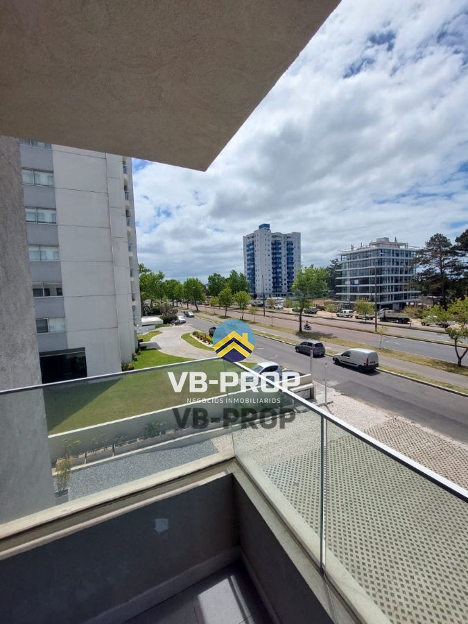 Apartamento ID.15 - Alquiler Anual Apartamento Torre Gaudí 2 Dormitorios Punta Del Este 