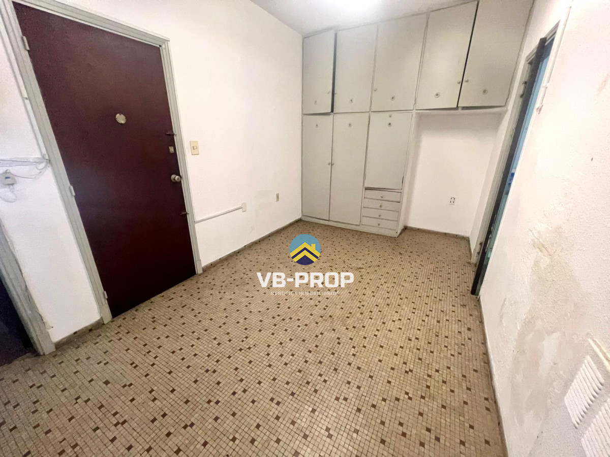 Apartamento ID.454 - Venta apartamento centro 3 dormitorios + servicio oficina 