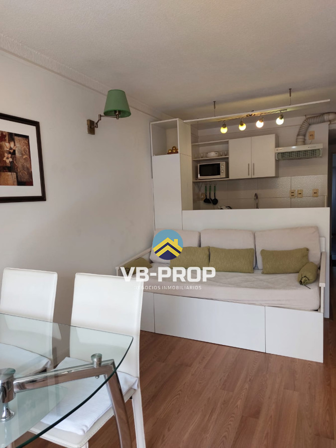 Apartamento ID.101 - Alquiler apartamento centro 1 dormitorio amoblado