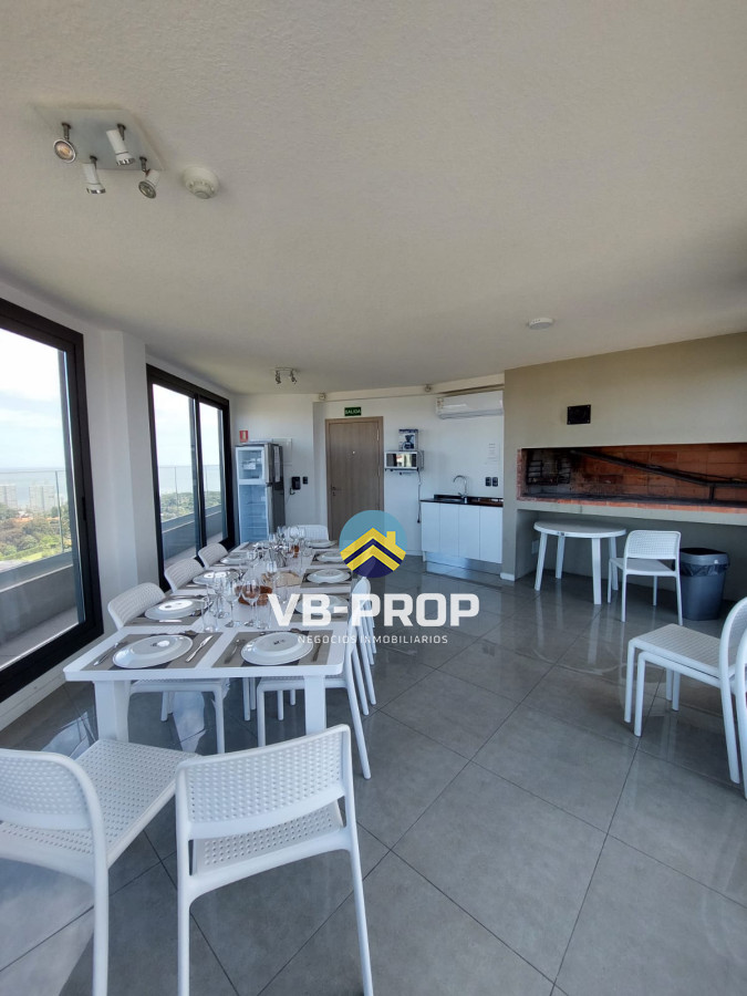 Apartamento ID.29 - Venta Apartamento Torre Gaudí Punta Del Este 2 Dormitorios 