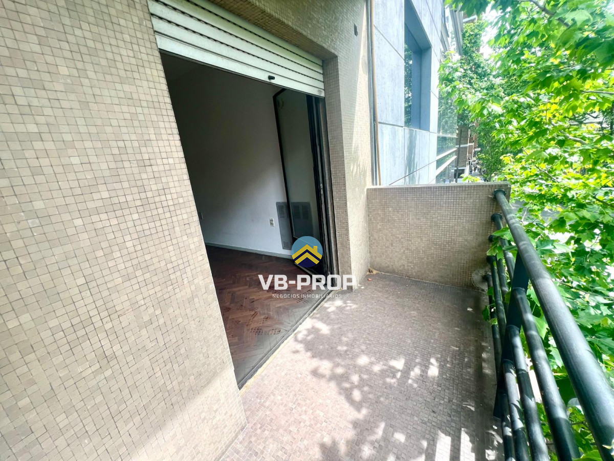 Apartamento ID.454 - Venta apartamento centro 3 dormitorios + servicio oficina 