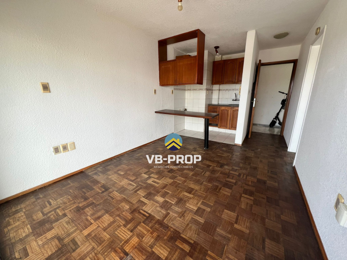 Apartamento ID.465 - VENTA APARTAMENTO 1 DORMITORIO LA BLANQUEADA PARQUE BATLLE