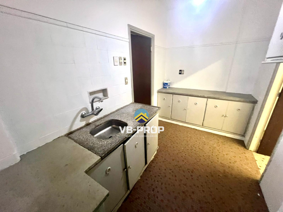 Apartamento ID.454 - Venta apartamento centro 3 dormitorios + servicio oficina 
