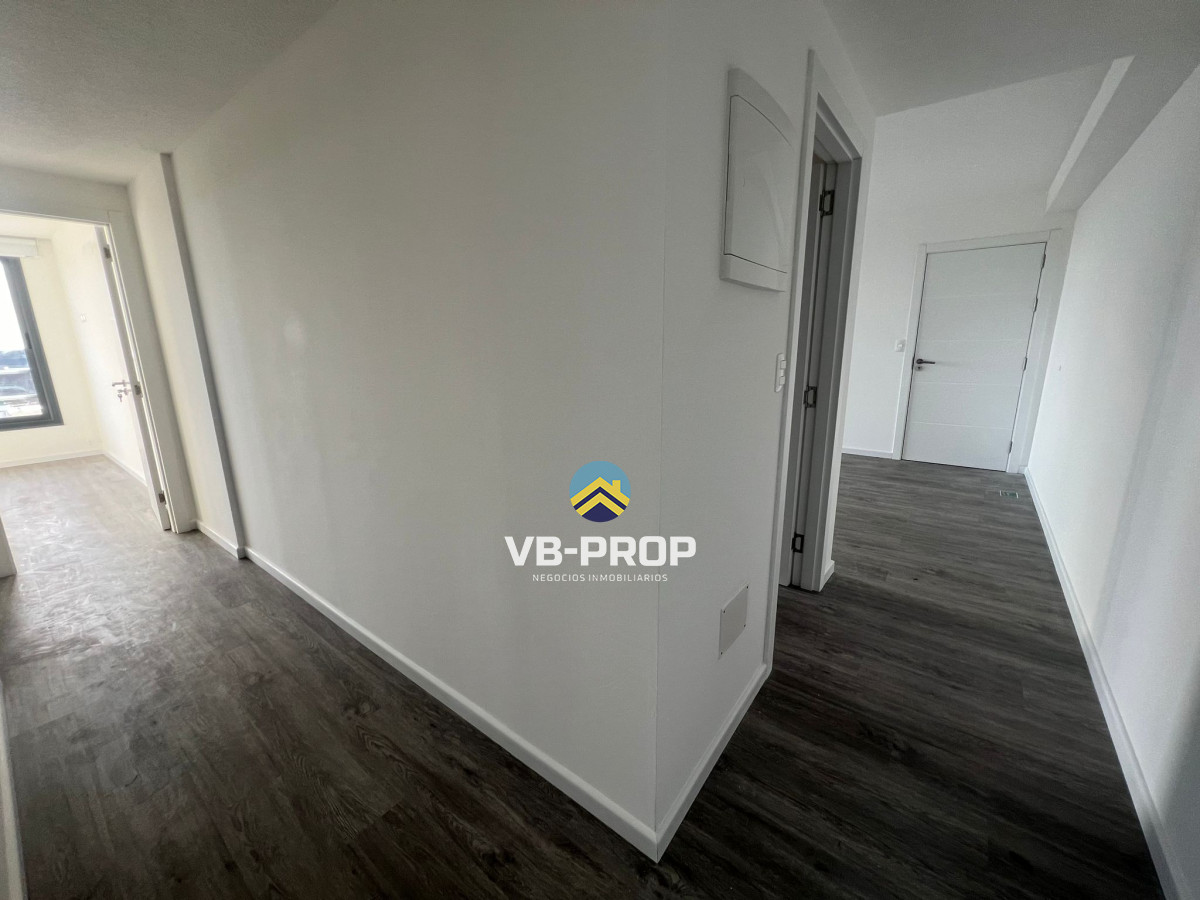 Apartamento ID.381 - Alquiler apartamento 2 dormitorios edificio Italia centro Maldonado 