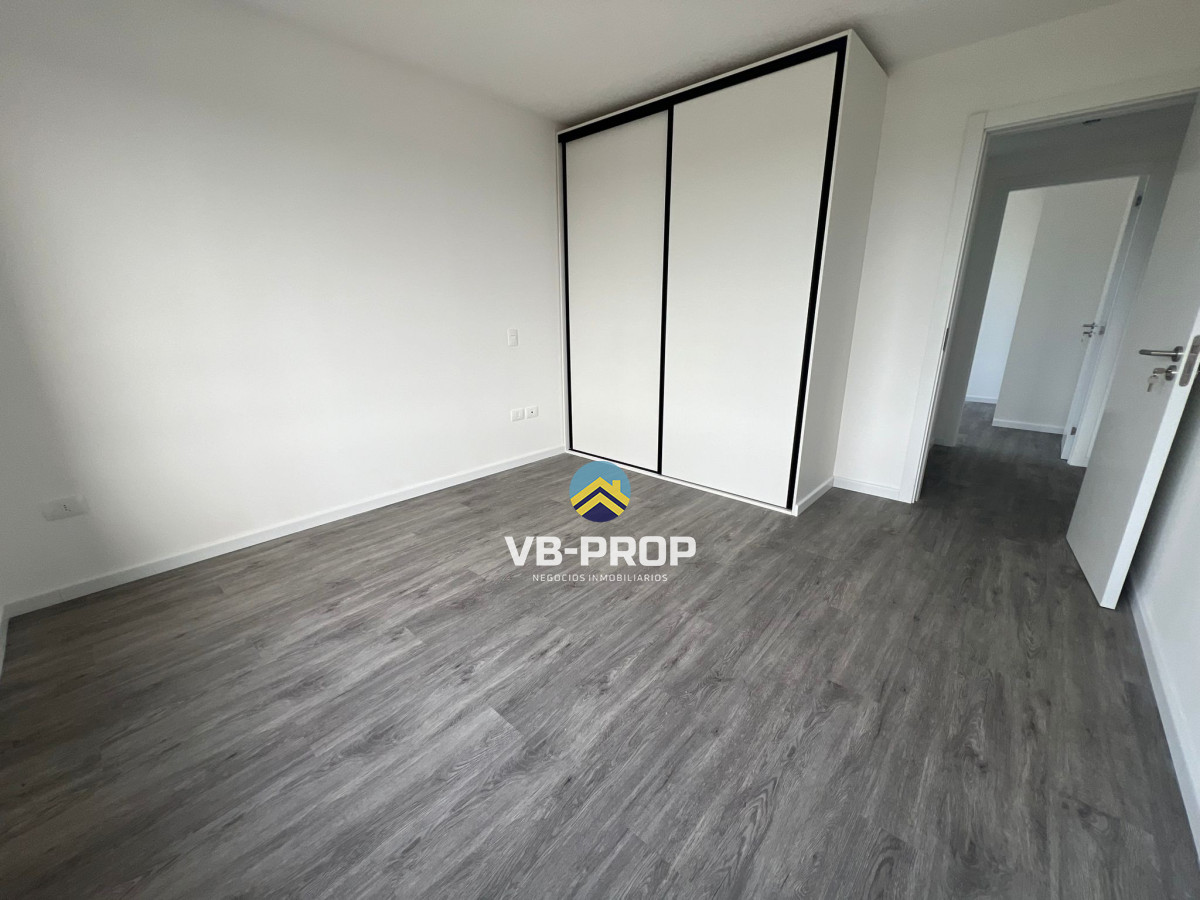 Apartamento ID.310 - Alquiler apartamento 2 dormitorios Edificio Italia Maldonado