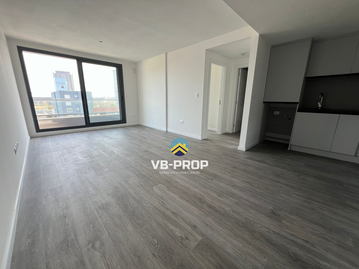 Apartamento ID.355 - Venta apartamento 1 dormitorio + cochera centro Maldonado Edif Italia